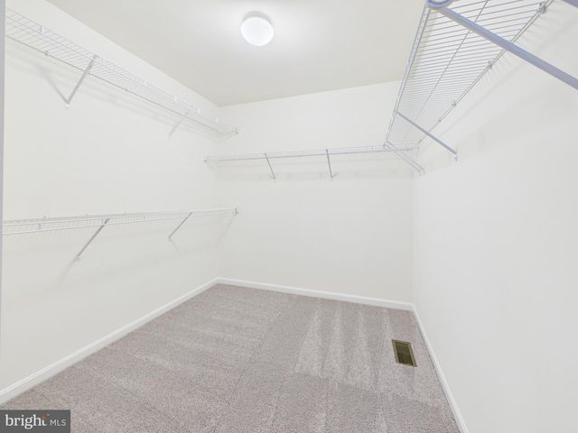 18213 JILLIAN LN, Triangle, VA 22172