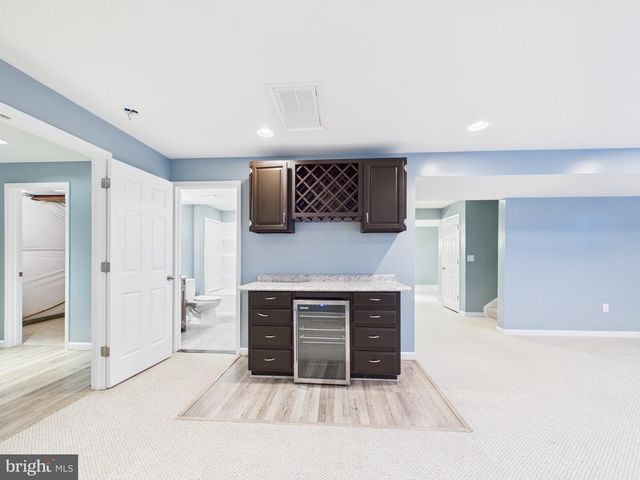 18213 JILLIAN LN, Triangle, VA 22172