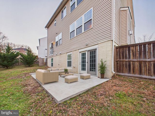 18213 JILLIAN LN, Triangle, VA 22172