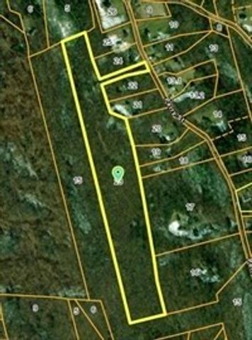 13 Perry St, Douglas, MA 01516