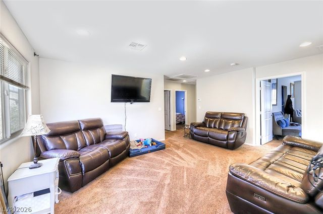 2107 Roundtop Court, North Las Vegas, NV 89081