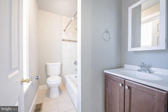 131 BRIDGEBORO ST, Riverside, NJ 08075