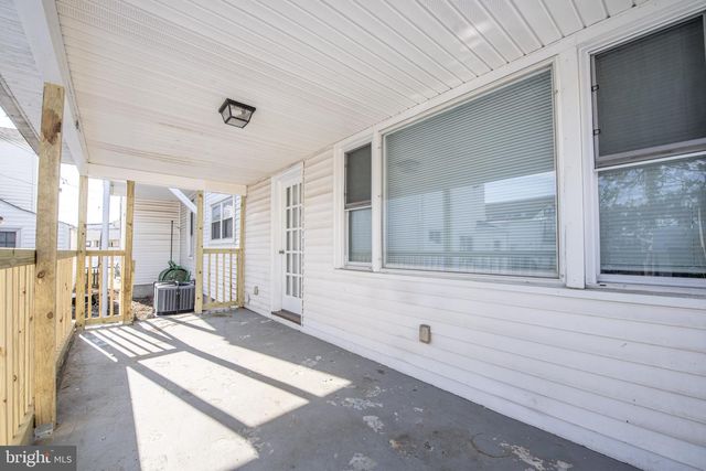 131 BRIDGEBORO ST, Riverside, NJ 08075