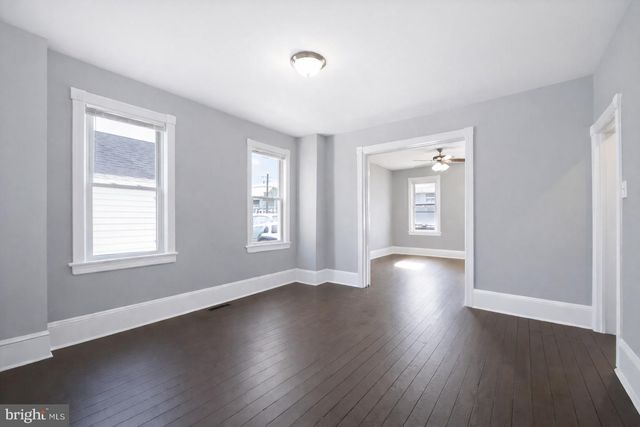 131 BRIDGEBORO ST, Riverside, NJ 08075