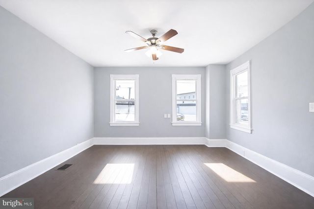 131 BRIDGEBORO ST, Riverside, NJ 08075