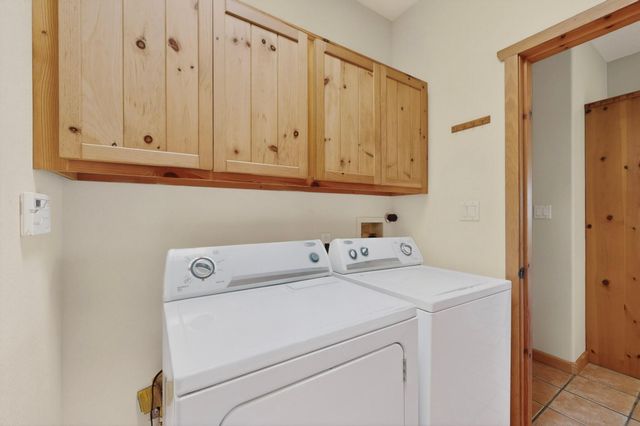 1340 Acapulco Road NE, Rio Rancho, NM 87144