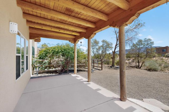 1340 Acapulco Road NE, Rio Rancho, NM 87144