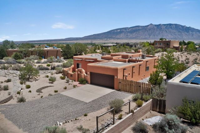 1340 Acapulco Road NE, Rio Rancho, NM 87144