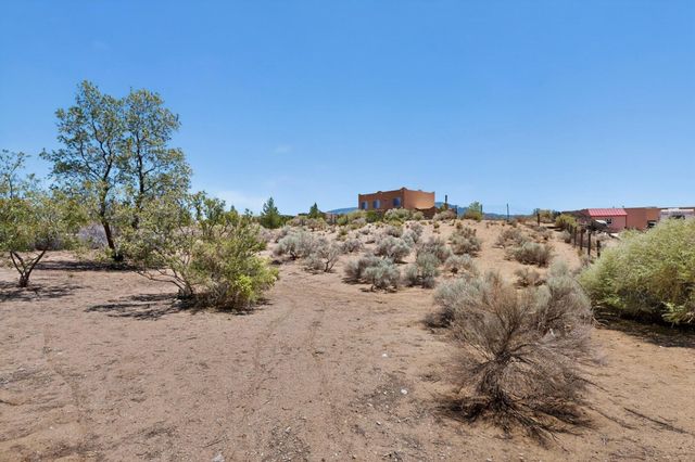 1340 Acapulco Road NE, Rio Rancho, NM 87144