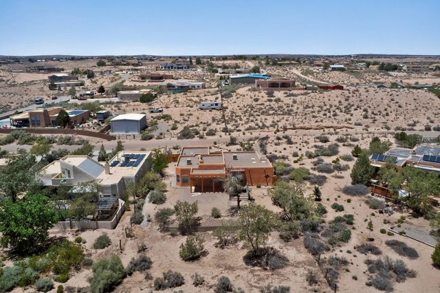 1340 Acapulco Road NE, Rio Rancho, NM 87144