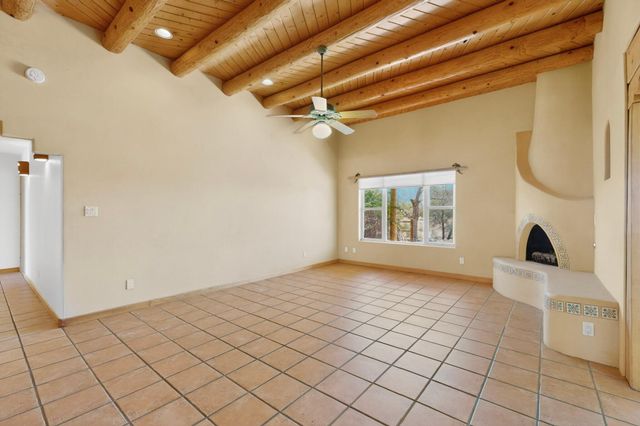 1340 Acapulco Road NE, Rio Rancho, NM 87144