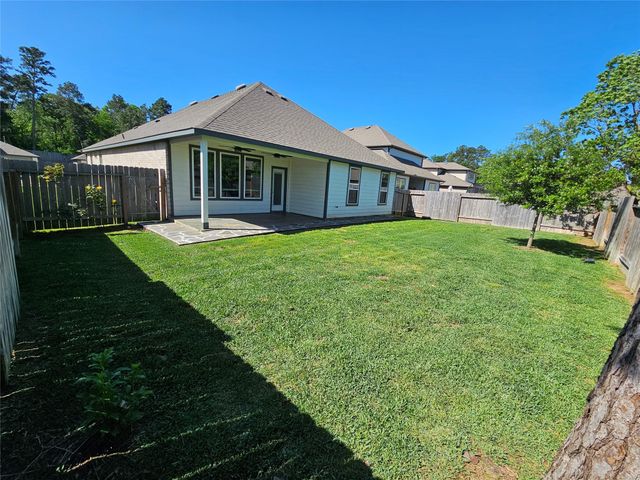 10026 Angelina Woods Lane, Conroe, TX 77384