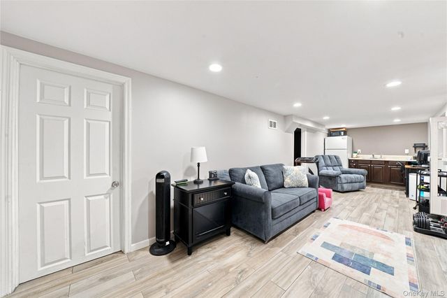 5 Talbot Lane, Selden, NY 11784