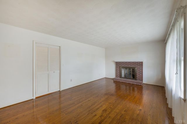 606 Spring Street, Hurt, VA 24563