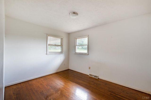 606 Spring Street, Hurt, VA 24563