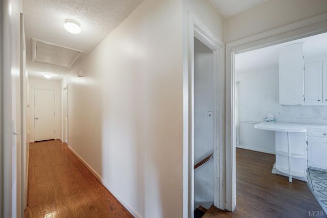 606 Spring Street, Hurt, VA 24563