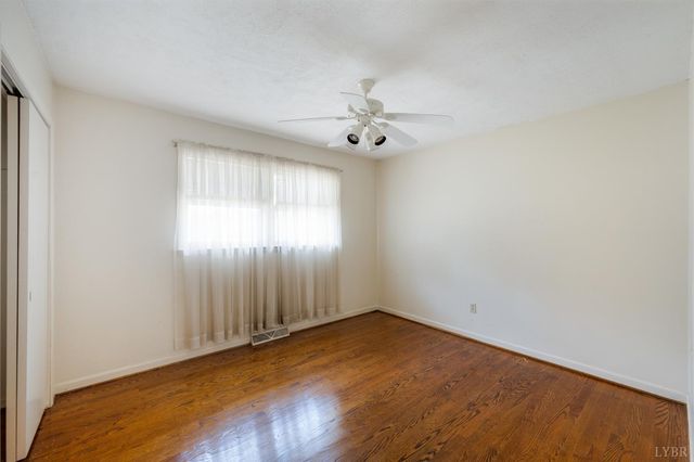606 Spring Street, Hurt, VA 24563