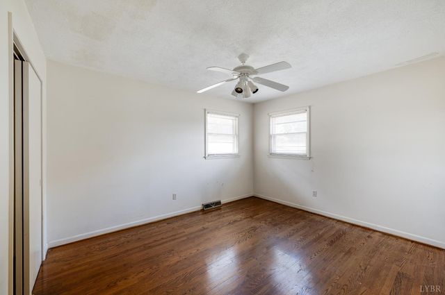 606 Spring Street, Hurt, VA 24563