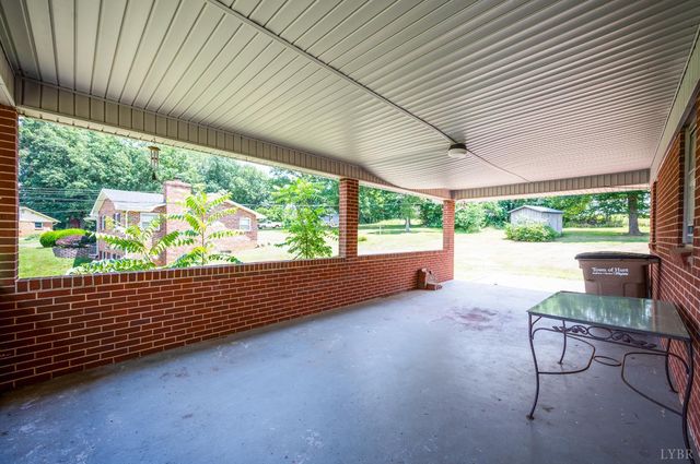 606 Spring Street, Hurt, VA 24563