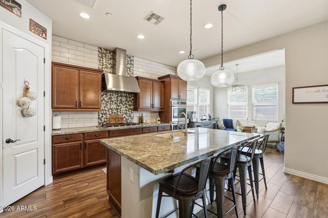10713 E STEARN Avenue, Mesa, AZ 85212