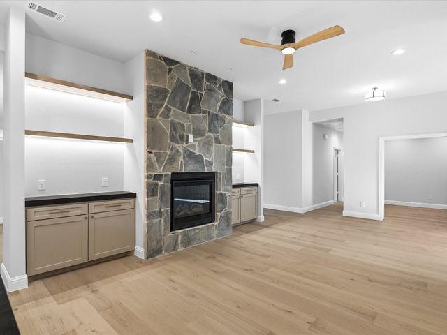 2813 Staffordshire Drive, Carrollton, TX 75007