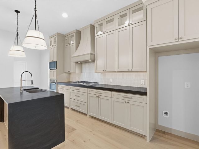 2813 Staffordshire Drive, Carrollton, TX 75007