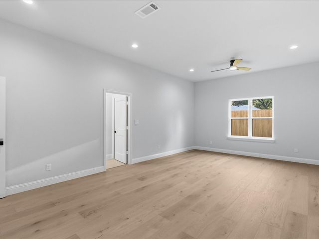2813 Staffordshire Drive, Carrollton, TX 75007