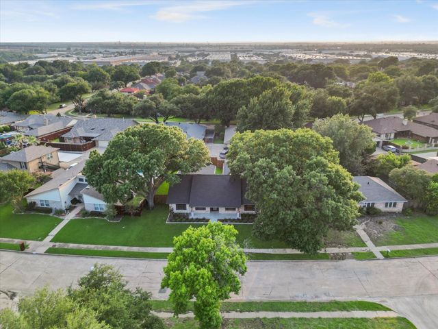 2813 Staffordshire Drive, Carrollton, TX 75007