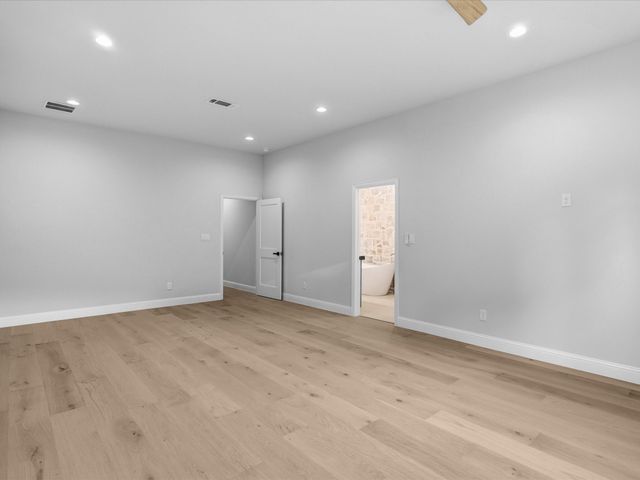 2813 Staffordshire Drive, Carrollton, TX 75007