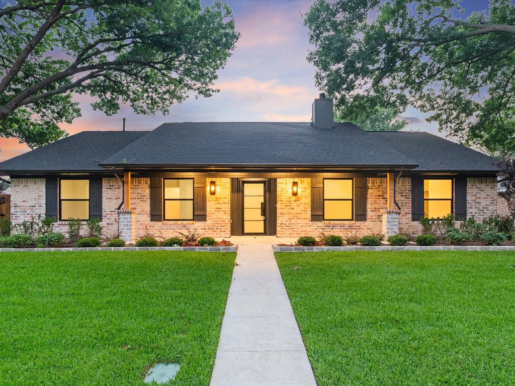 2813 Staffordshire Drive, Carrollton, TX 75007