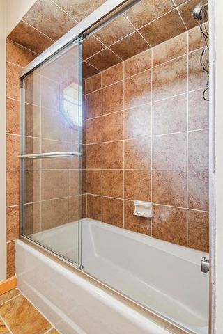 313 N Dee Road, Park Ridge, IL 60068