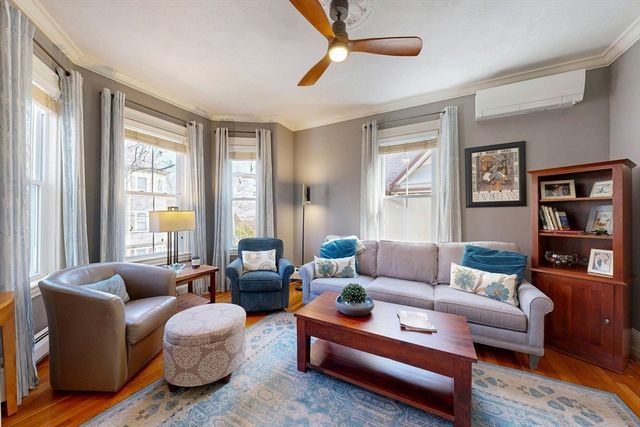 77 Spring Park Ave 2, Boston, MA 02130