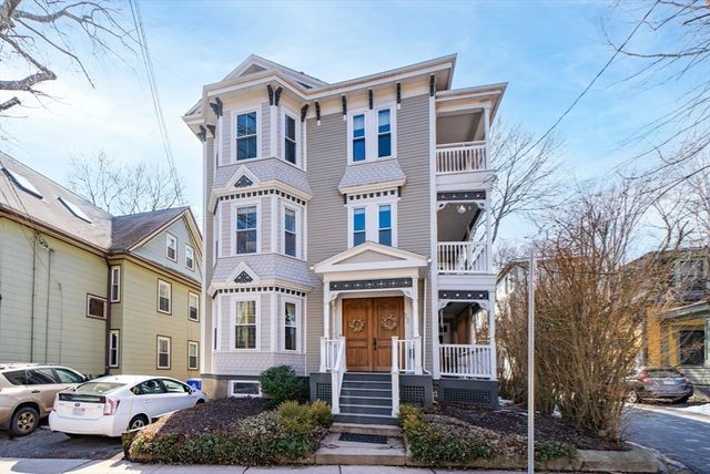 77 Spring Park Ave 2, Boston, MA 02130