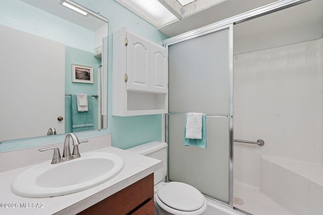 260 N Camino Del Vate, Green Valley, AZ 85614