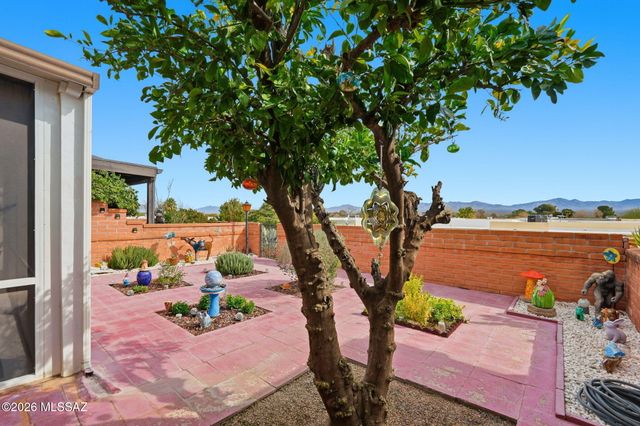 260 N Camino Del Vate, Green Valley, AZ 85614