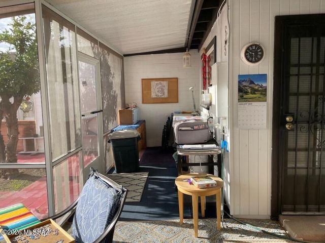 260 N Camino Del Vate, Green Valley, AZ 85614