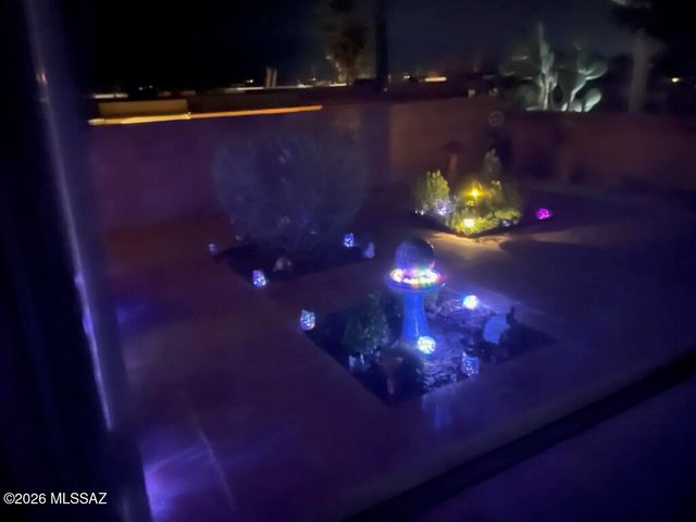 260 N Camino Del Vate, Green Valley, AZ 85614