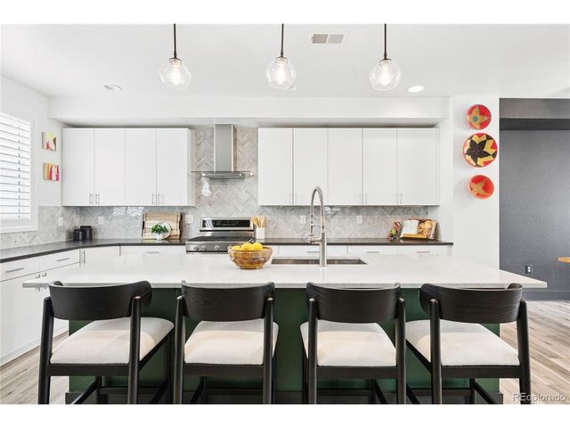 3855 E Cedar Ave 206, Denver, CO 80209