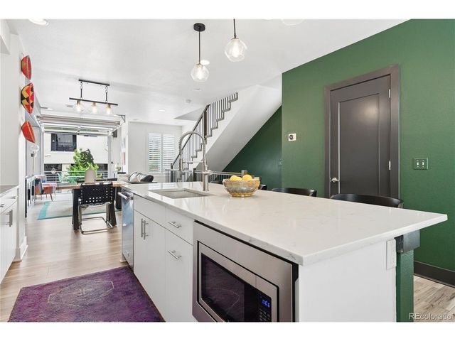 3855 E Cedar Ave 206, Denver, CO 80209