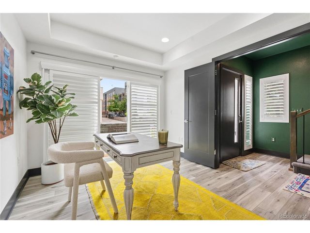 3855 E Cedar Ave 206, Denver, CO 80209