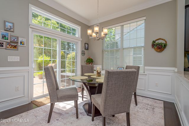 5 Tree Line Drive, Freehold, NJ 07728