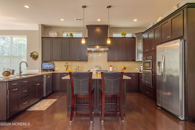5 Tree Line Drive, Freehold, NJ 07728