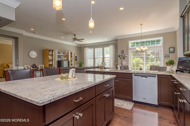 5 Tree Line Drive, Freehold, NJ 07728