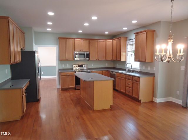 109 Bright Shade Court, Holly Springs, NC 27540