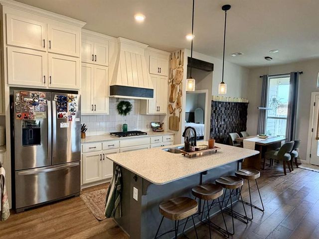 13221 SW 6th Street, Yukon, OK 73099