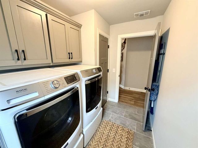 13221 SW 6th Street, Yukon, OK 73099