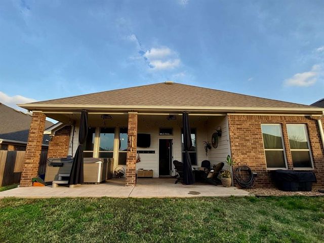 13221 SW 6th Street, Yukon, OK 73099