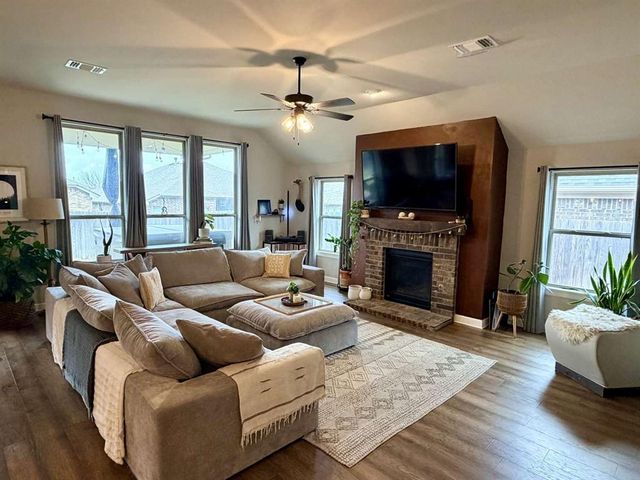 13221 SW 6th Street, Yukon, OK 73099