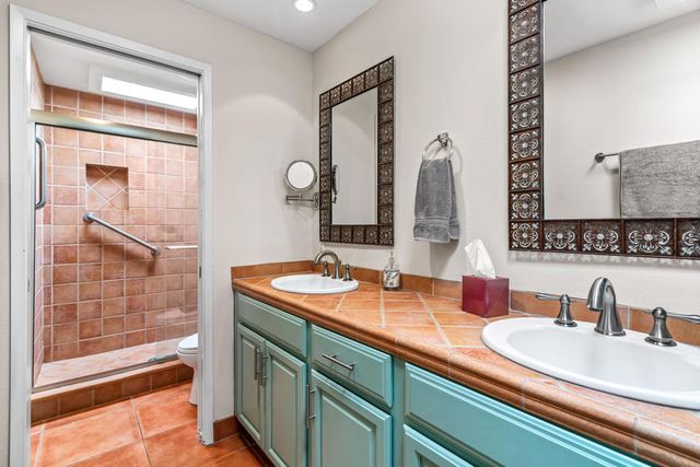 1728 Capri Circle, Palm Springs, CA 92262