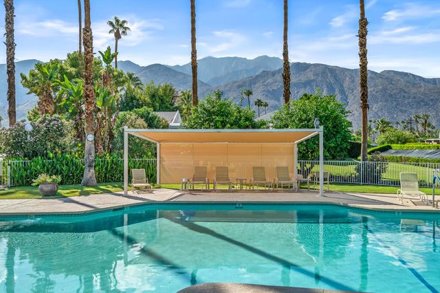 1728 Capri Circle, Palm Springs, CA 92262